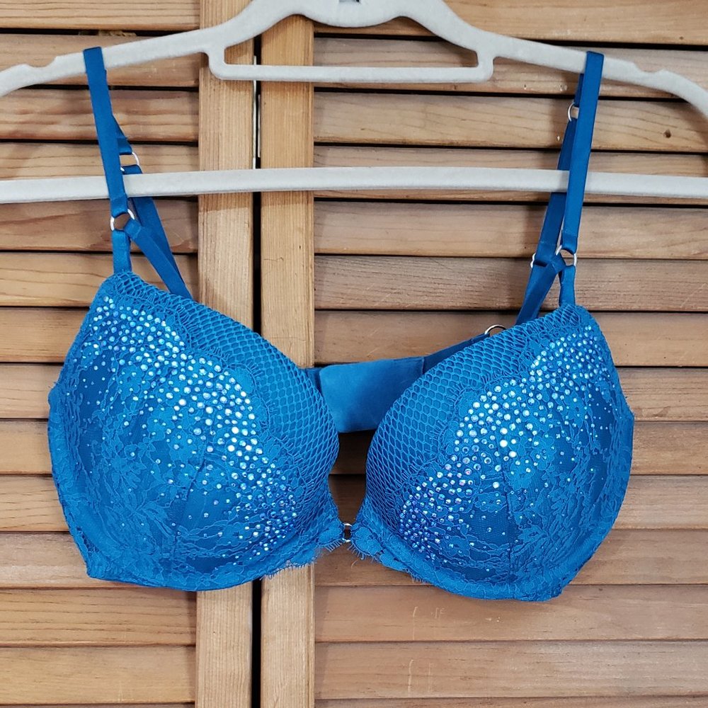 Victoria's Secret 32DD Bra